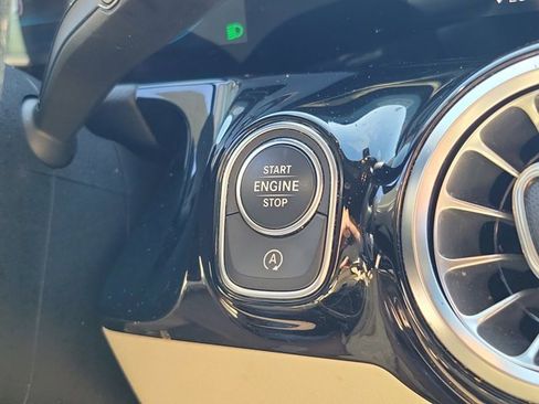 Used 2021 Mercedes-Benz GLA 250 image 29