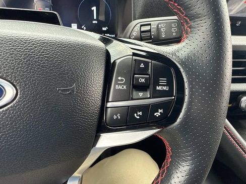Used 2025 Ford Explorer ST-Line image 35