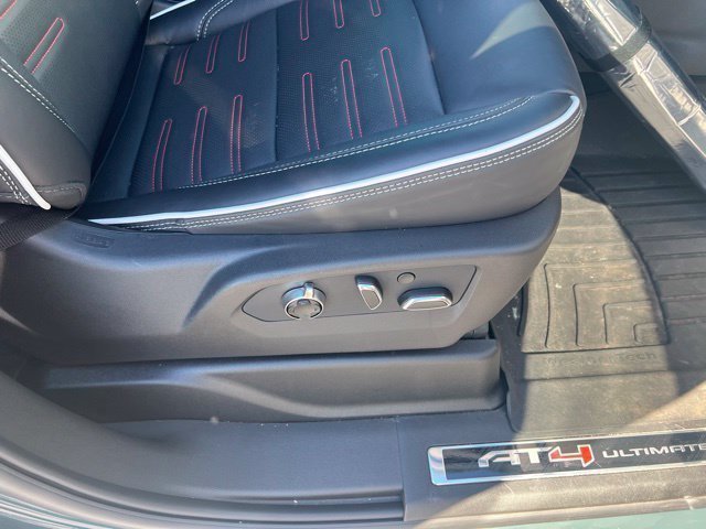 Used 2026 GMC Yukon XL AT4 Ultimate AWD/4WD image 15