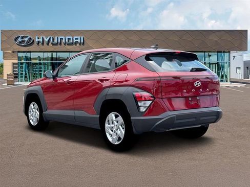 New 2026 Hyundai Kona SE image 5