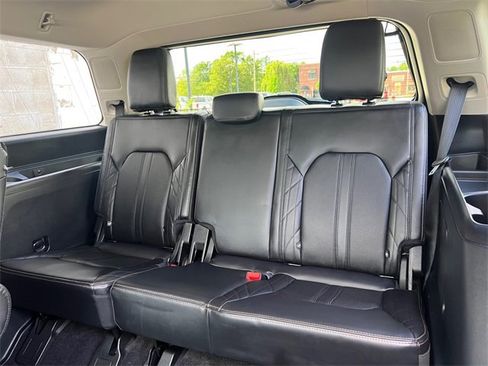 Certified 2021 Ford Expedition Platinum image 22