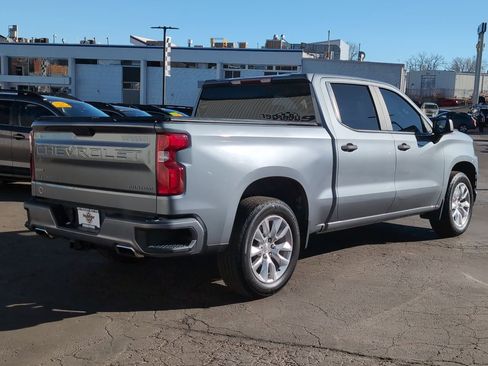 Used 2019 Chevrolet Silverado 1500 Custom w/ Custom Value Package image 7