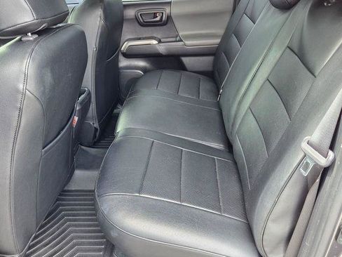 Used 2023 Toyota Tacoma SR5 w/ Technology Package RWD image 12