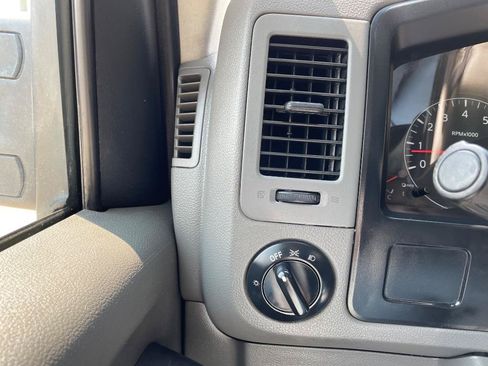 Used 2016 Nissan NV 3500 S w/ Power Package RWD image 26