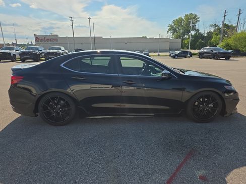 Used 2016 Acura TLX V6 w/ Technology Package FWD image 3