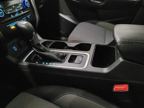 Used 2017 Ford Escape SE AWD/4WD image 26