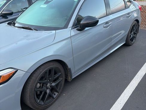 Used 2024 Honda Civic Sport image 2