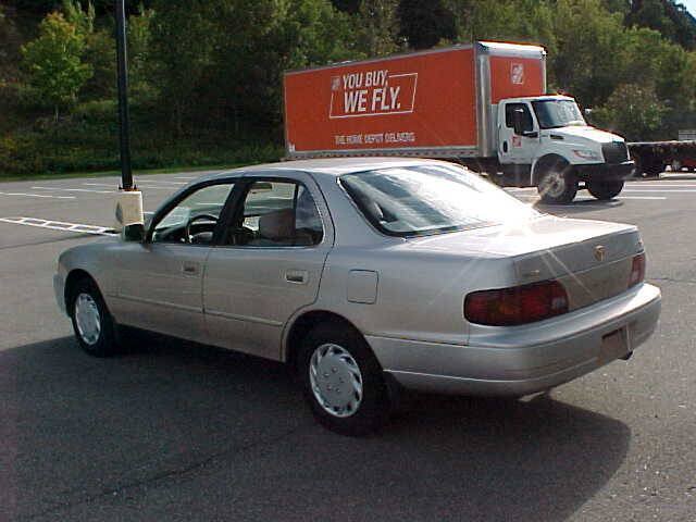 Used 1996 Toyota Camry LE w/ Elite Pkg FWD image 30