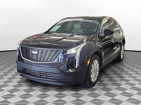 Certified 2023 Cadillac XT4 Luxury image 3