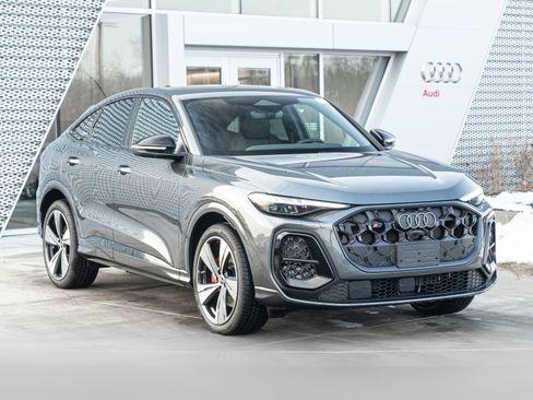 New 2025 Audi SQ5 Prestige image 2