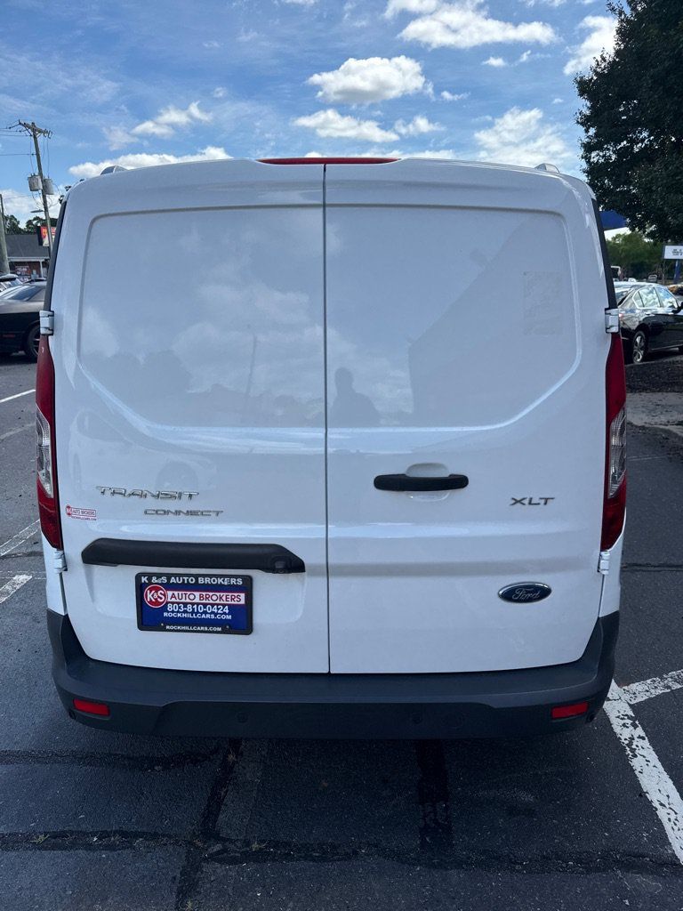 Used 2017 Ford Transit Connect XLT FWD image 4