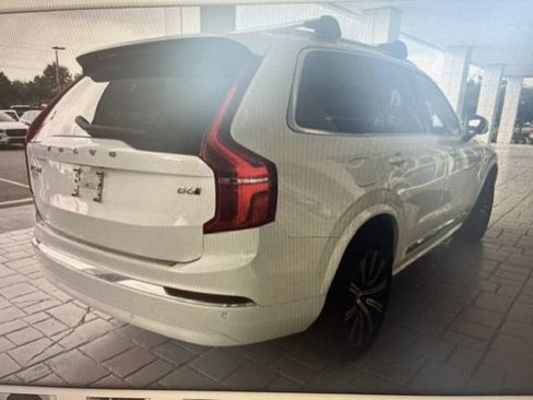 Used 2023 Volvo XC90 B6 Plus w/ Protection Package AWD/4WD image 2