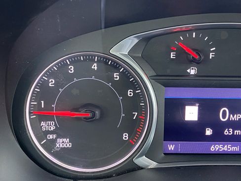 Used 2021 GMC Acadia SLE w/ Driver Convenience Package image 20