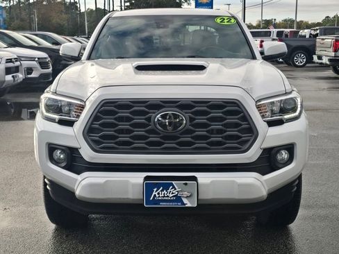 Used 2022 Toyota Tacoma SR image 8