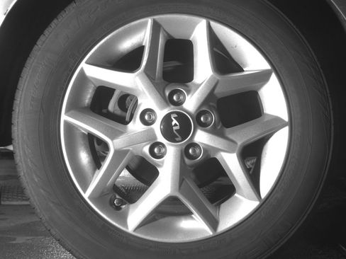 Used 2025 Kia Soul LX w/ LX Technology Package FWD image 15