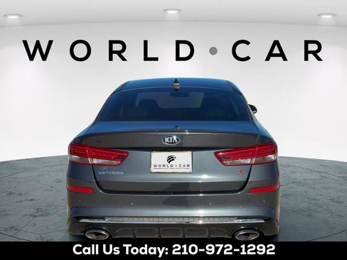 Used 2019 Kia Optima S FWD image 4