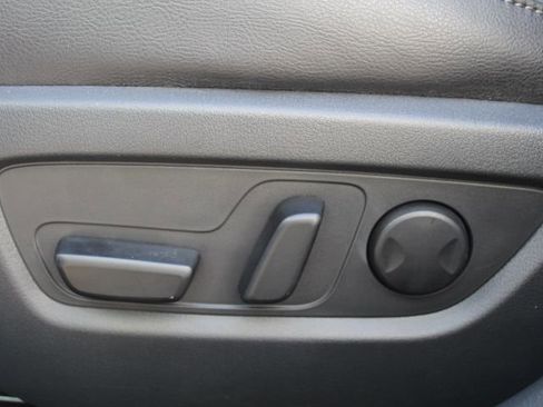 Used 2025 MAZDA CX-50 AWD 2.5 S w/ Premium Plus Pkg image 15