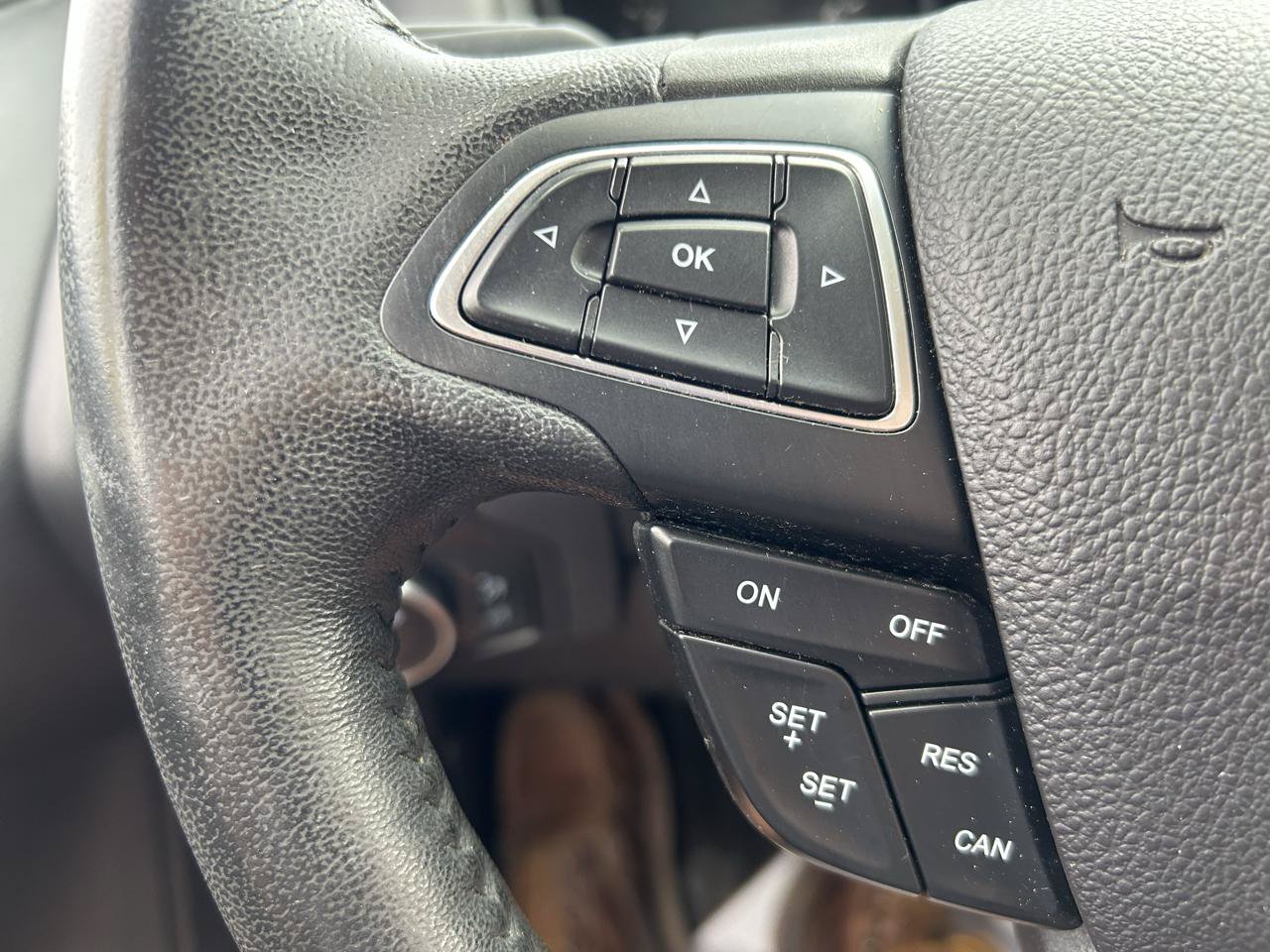 Used 2015 Ford Focus SE w/ Equipment Group 201A FWD image 18