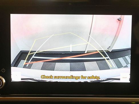 Used 2025 Toyota Camry SE FWD image 28