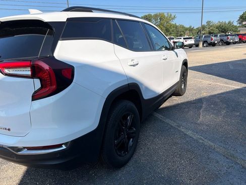 Used 2024 GMC Terrain AT4 w/ Tech Package AWD/4WD image 5
