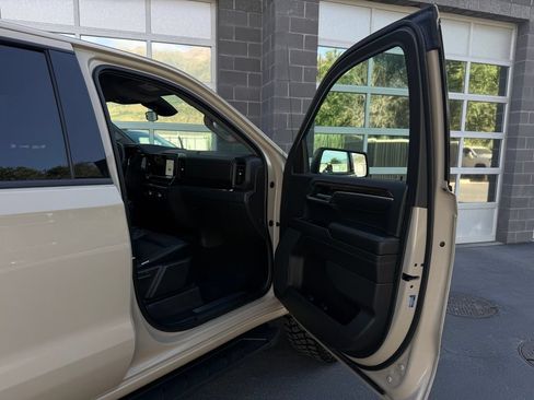 Used 2023 GMC Sierra 1500 Elevation AWD/4WD image 42