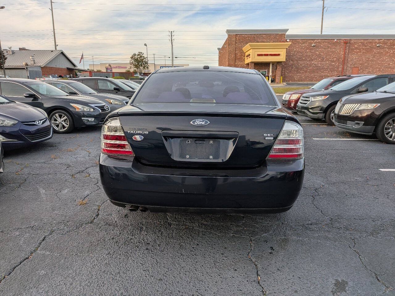 Used 2009 Ford Taurus SEL AWD/4WD image 18
