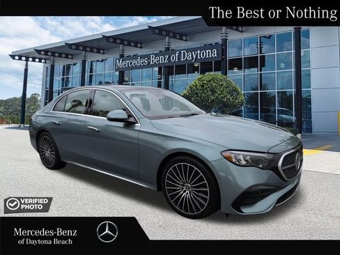 New 2026 Mercedes-Benz E 350 4MATIC Sedan image 1