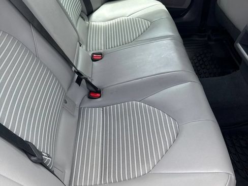 Used 2021 Toyota Camry SE w/ Cold Weather Package FWD image 21