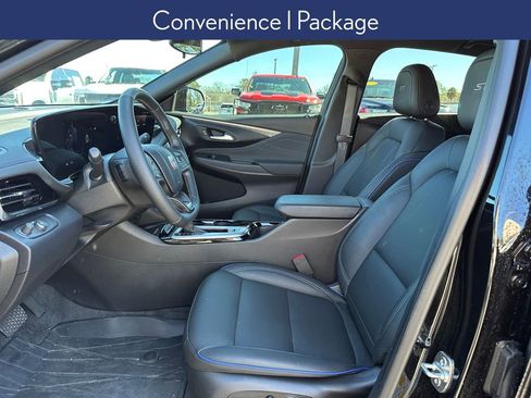 Used 2025 Buick Envista Sport Touring w/ Convenience I Package image 6
