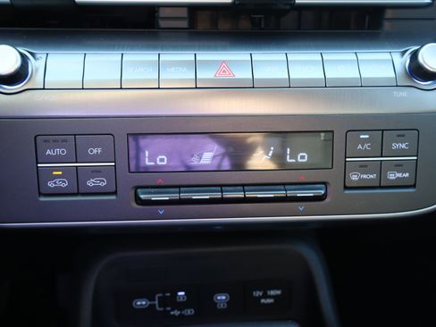 Used 2025 Hyundai Kona SEL image 20