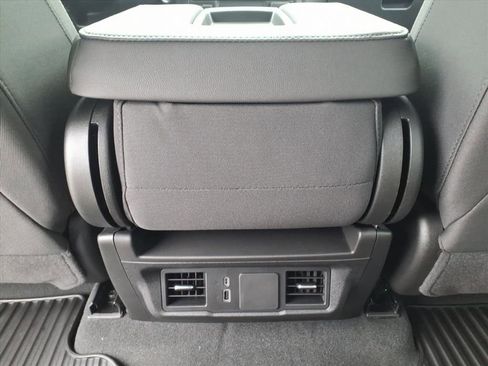 New 2026 Chevrolet Silverado 2500 Custom w/ Custom Value Package AWD/4WD image 17