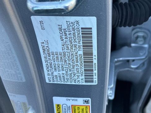Certified 2025 Honda Accord LX image 31