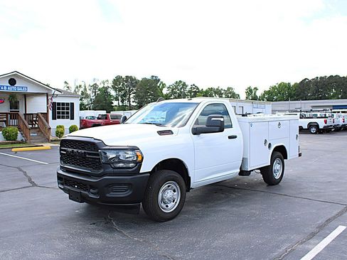 Used 2024 RAM 2500 Tradesman RWD image 2