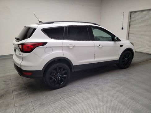Used 2019 Ford Escape SE FWD image 10