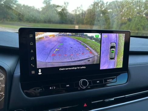 Used 2025 Mitsubishi Outlander SE image 25