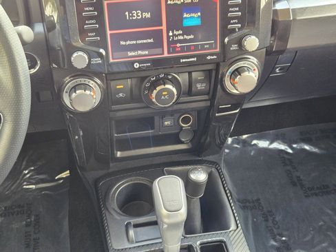 Used 2022 Toyota 4Runner TRD Off-Road image 19