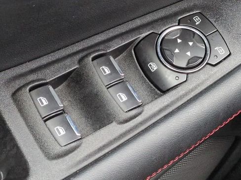 Used 2021 Ford Edge SEL FWD image 25