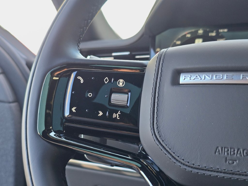 New 2027 Land Rover Range Rover Sport Dynamic SE AWD/4WD image 17
