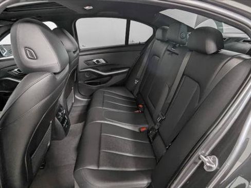 Used 2021 BMW 330i Sedan RWD image 18