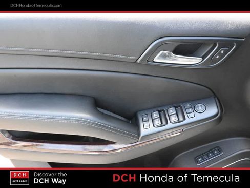 Used 2017 GMC Yukon SLT RWD image 16