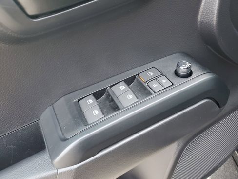 Used 2023 Toyota Tacoma SR image 21