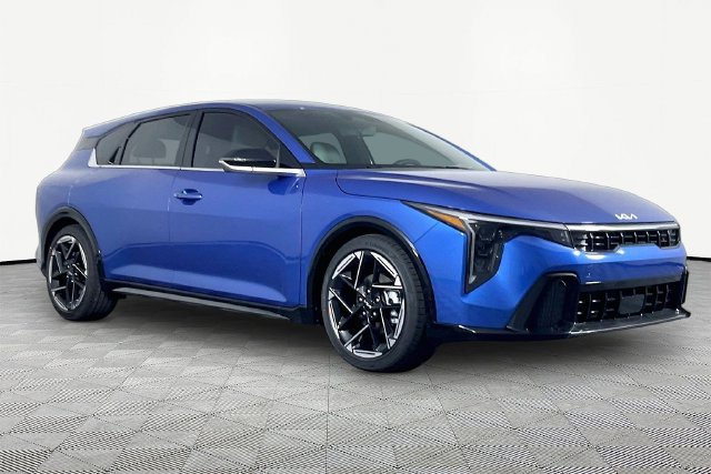 New 2026 Kia K4 GT-Line FWD image 3
