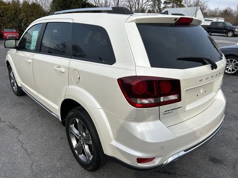 Used 2017 Dodge Journey Crossroad w/ Popular Equipment Group image 10