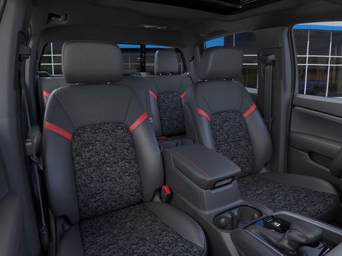 New 2026 Chevrolet Colorado Z71 w/ Technology Package image 30