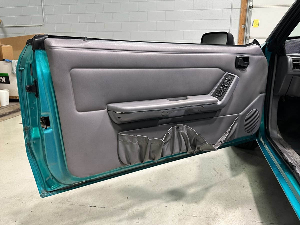 Used 1993 Ford Mustang LX RWD image 24
