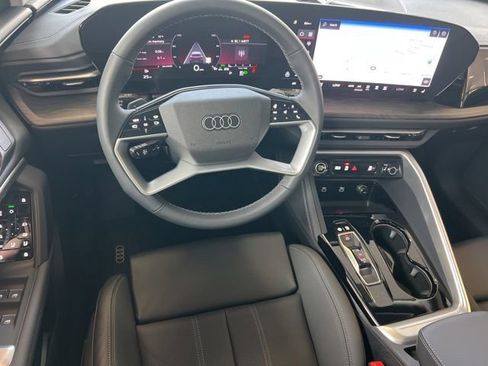 New 2025 Audi Q5 2.0T Premium Plus image 32