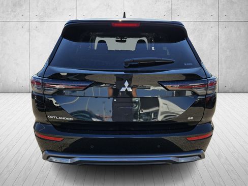 New 2026 Mitsubishi Outlander AWD image 6