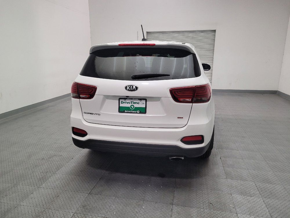 Used 2019 Kia Sorento FWD image 7