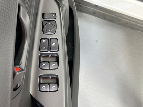 Used 2023 Hyundai Kona SEL AWD/4WD image 17