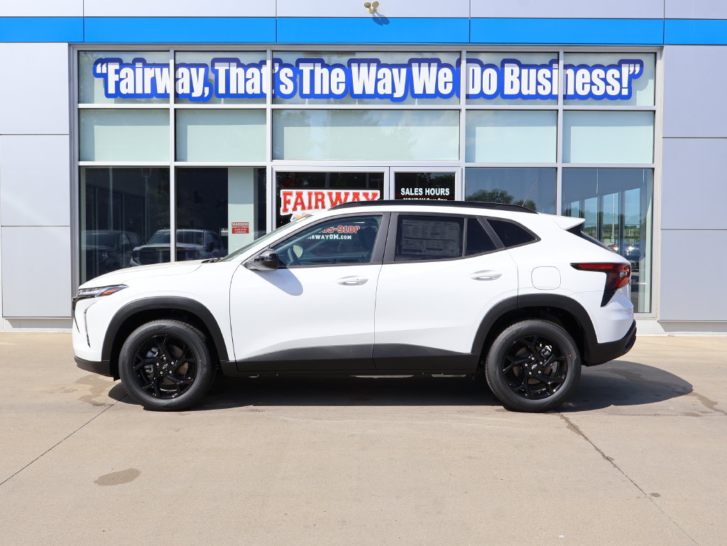 New 2026 Chevrolet Trax LT w/ Driver Confidence Package FWD image 7